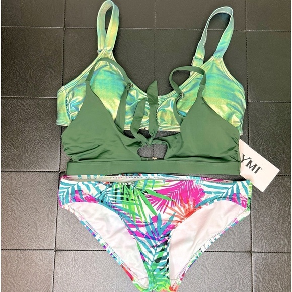 Bikini Bundle - Picture 1 of 4